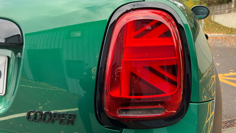 MINI Hatchback 1.5 Cooper Sport 3dr Auto Petrol Hatchback